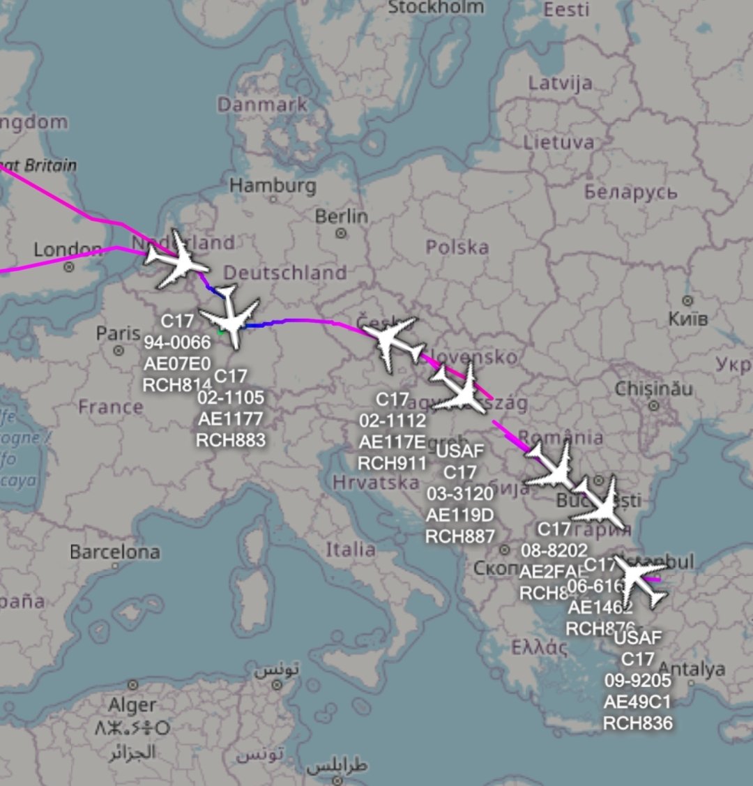 AiWaelBot's tweet image. Current Airlift of 🇺🇸 #USAF Air Mobility Command RCH Boeing /McDonnel Douglas C-17A Globemaster III to #Afghanistan 🇦🇫 :
RCH814
RCH861
RCH883
RCH911
RCH887
RCH849
RCH876
RCH800
RCH842
RCH836