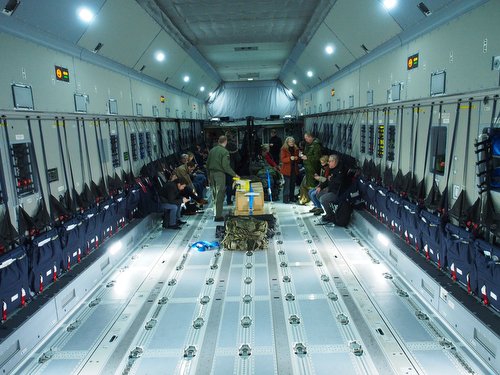 watch out, #fakenews! My 2017 picture of a German A400M is abused as proof for the empty cargo bay @ #Kabul evacuation on some websites/FB accounts