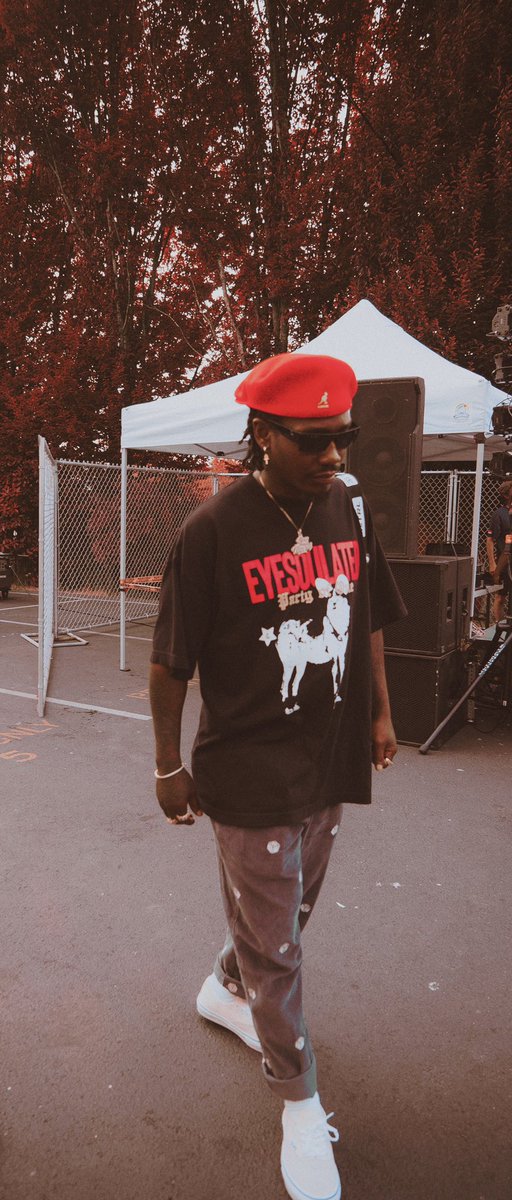 DizzyWright's tweet image. Y’all ready for some new music ? I got a new EP 100% ready to go 🏄🏿‍♂️🏄🏿‍♂️🏄🏿‍♂️ #StillMovin