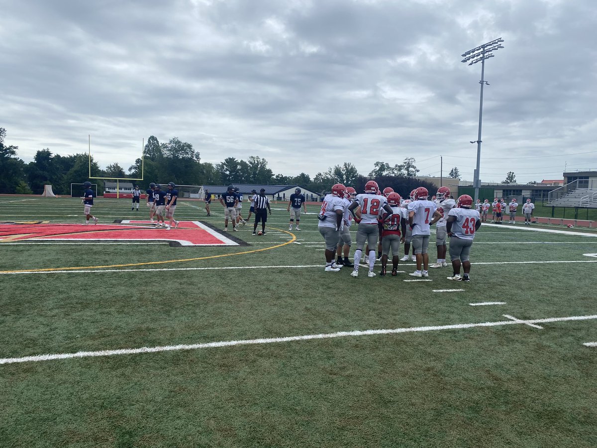 Lawrence Football (@fblawrencecards) on Twitter photo Scrimmage #1 ā
Thank you <a href="/delvalfootball/">Del Val Football</a> for a great scrimmage!!! Best of luck this season!! Scrimmage #1 ā
Thank you <a href="/delvalfootball/">Del Val Football</a> for a great scrimmage!!! Best of luck this season!!