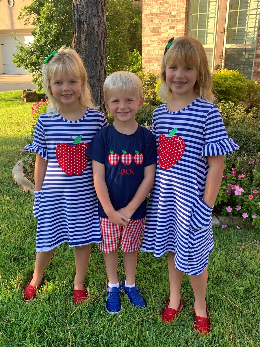 TomballISD's tweet photo. We love seeing your #TomballFirstDay photos! #DestinationExcellence https://t.co/cpwHFxZT9S