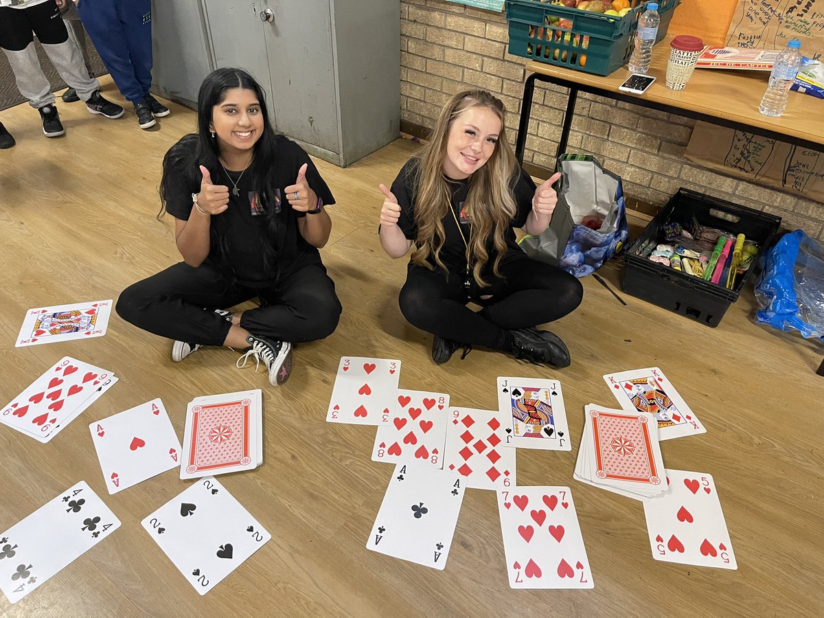 SurpriseRainbow's tweet photo. Our play staff always coming up with new ideas to keep kids active. #snapgame #HAF2021 @JonnyWineberg @educationgovuk @DavidLloydUK @harveynebs @MCCCrumpsall @RuthDenton16 @Young_MCR @MCRActive @SirRichardLeese https://t.co/VUbugXUwUf