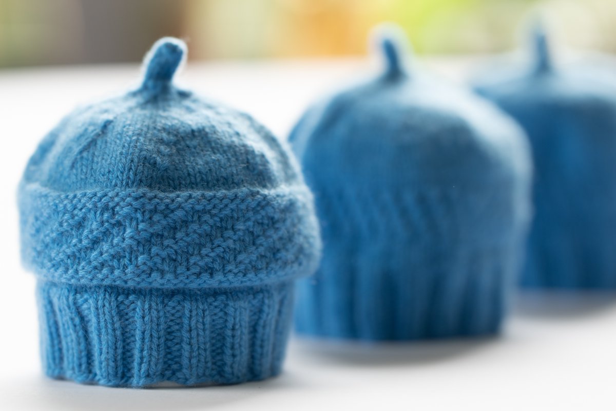 🧶 I’ve been knitting up a tiny storm of 100% cashmere hats for newborns👶 Soft as can be, lightweight, made with❤️. Super-luxurious. I’ve opened a little Etsy shop with a 10% discount for the first few buyers 😊 etsy.com/ie/shop/Dublin…
