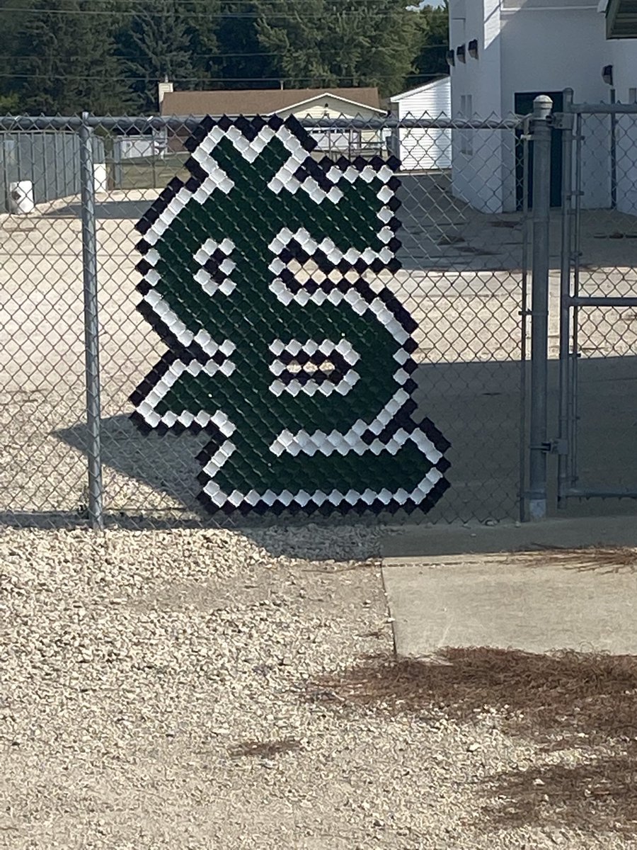 Thanks to ⁦<a href="/LakeEducation/">Storm Lake Community Education</a>⁩ and ⁦<a href="/KuceraJoe/">Joe Kucera</a>⁩ for adding these signs to the track/field gates!