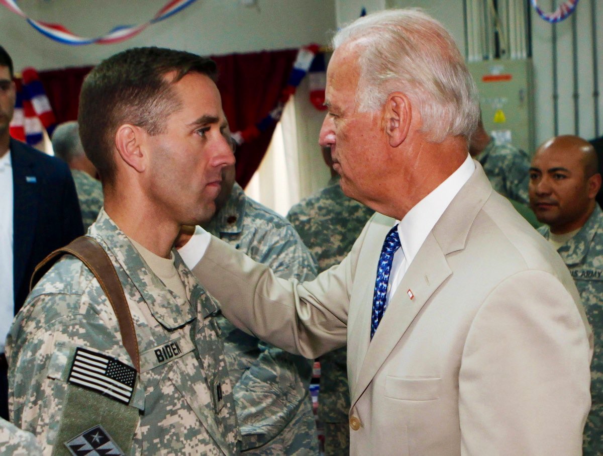 Of the 4 U.S. presidents to preside over the war in Afghanistan — @JoeBiden is the only one with a child who served.
