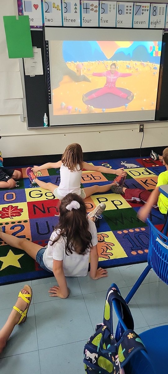 Ms.Earley tweet media