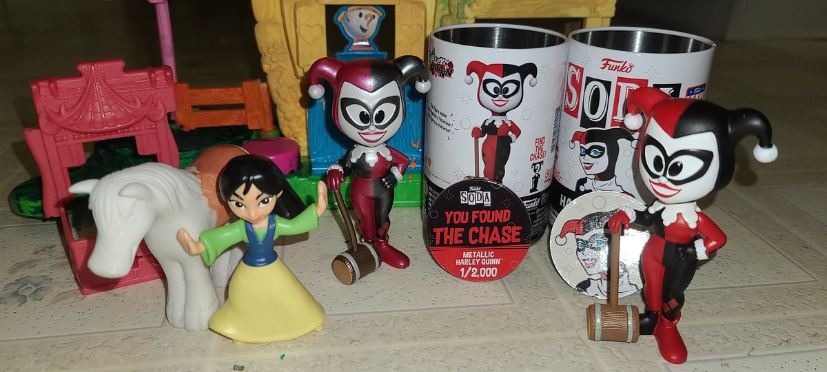 rickmania4life's tweet image. Shout out to my boy @EZPopsandSodas for hooking me up with some extra #FunKon2021 cans he had and also sending them with that #FunkoSodaChase luck! (And some added flair by my kid!)
