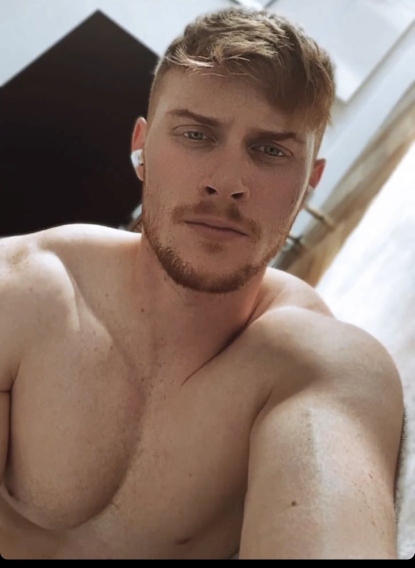 Lonely at home and thinking about @FolkloreWolf.