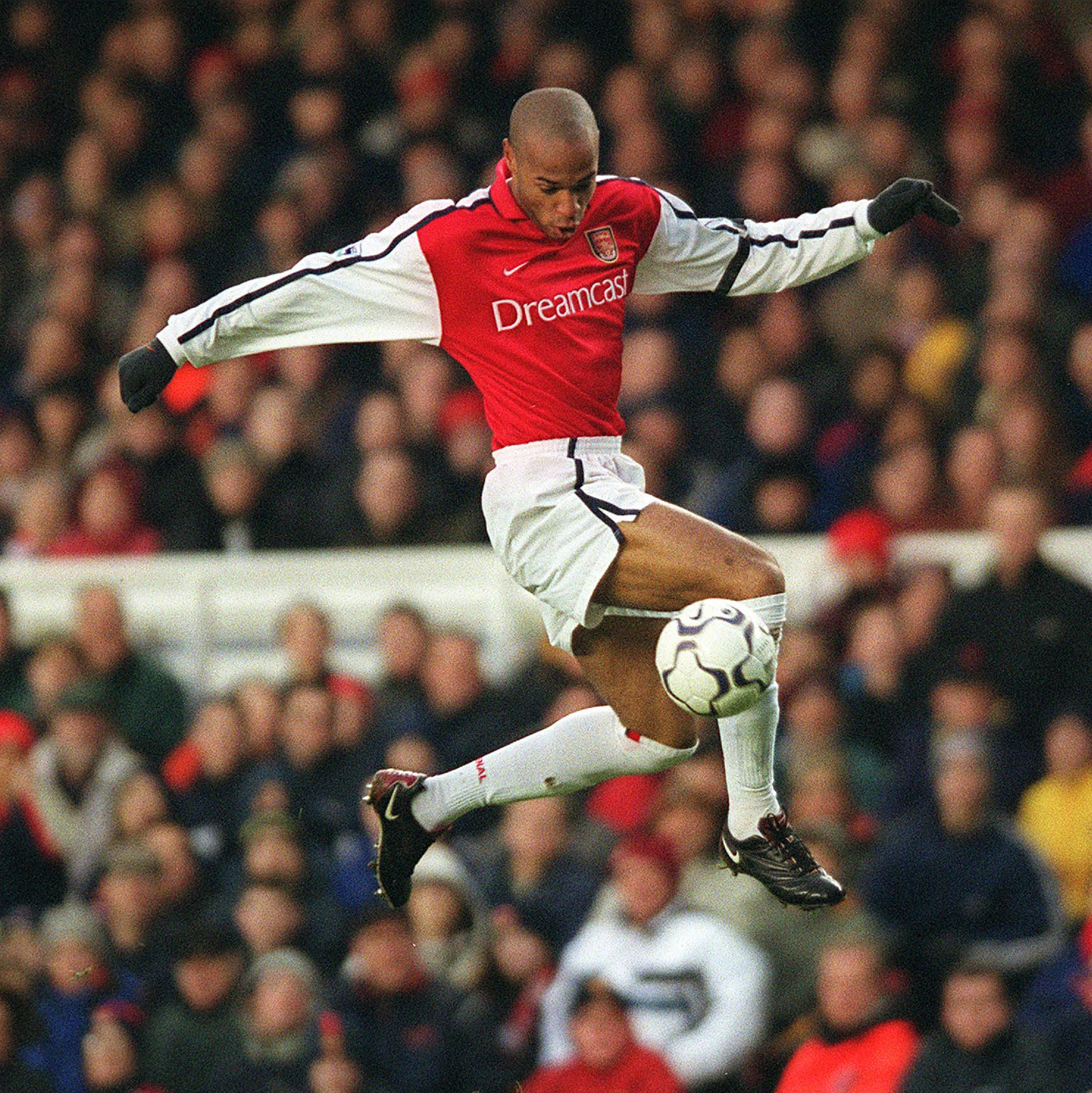 Happy birthday Thierry Henry! One of the best players the has ever seen. 