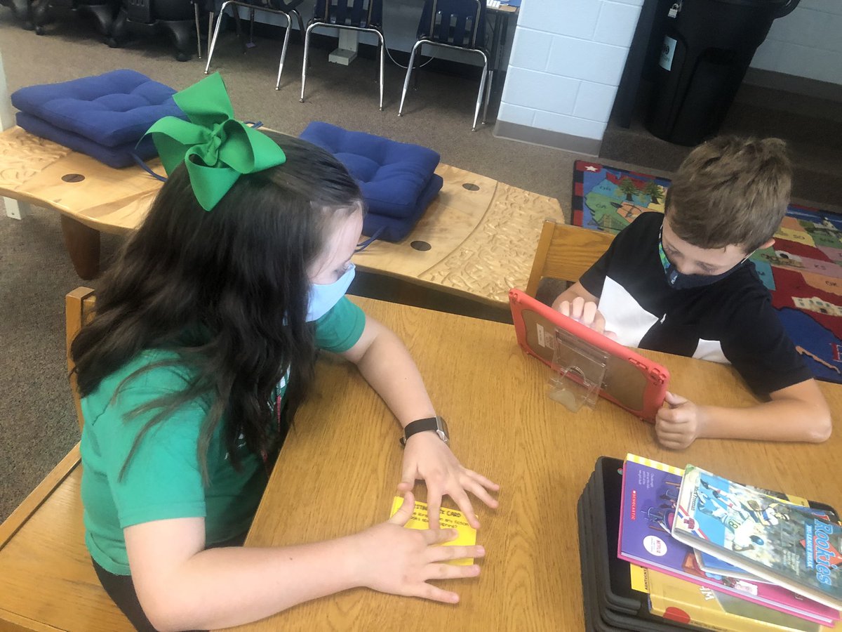 nwmediacenter's tweet photo. Quiz, Quiz, Trade to practice using Destiny is my new favorite activity!  @MsHagansClass @nweseagles https://t.co/KSMf0XKGj2