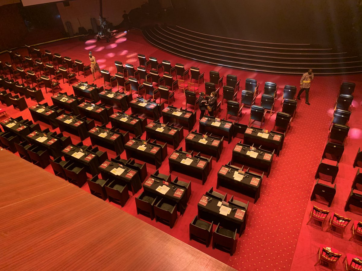 Camer_Digital's tweet photo. Dans quelques minutes la cérémonie de tirage au sort de la 33eme édition de la CAN #TotalEnergies, CAMEROUN 2021 sera lancée.
Le décor est planté et n’attends plus que ses prestigieux invités.
#CAN2021 #CAN2021
#TotalAFCON
#TotalEnergies
#Cameroon #CamerDigital https://t.co/KaP1Xsj4Ye