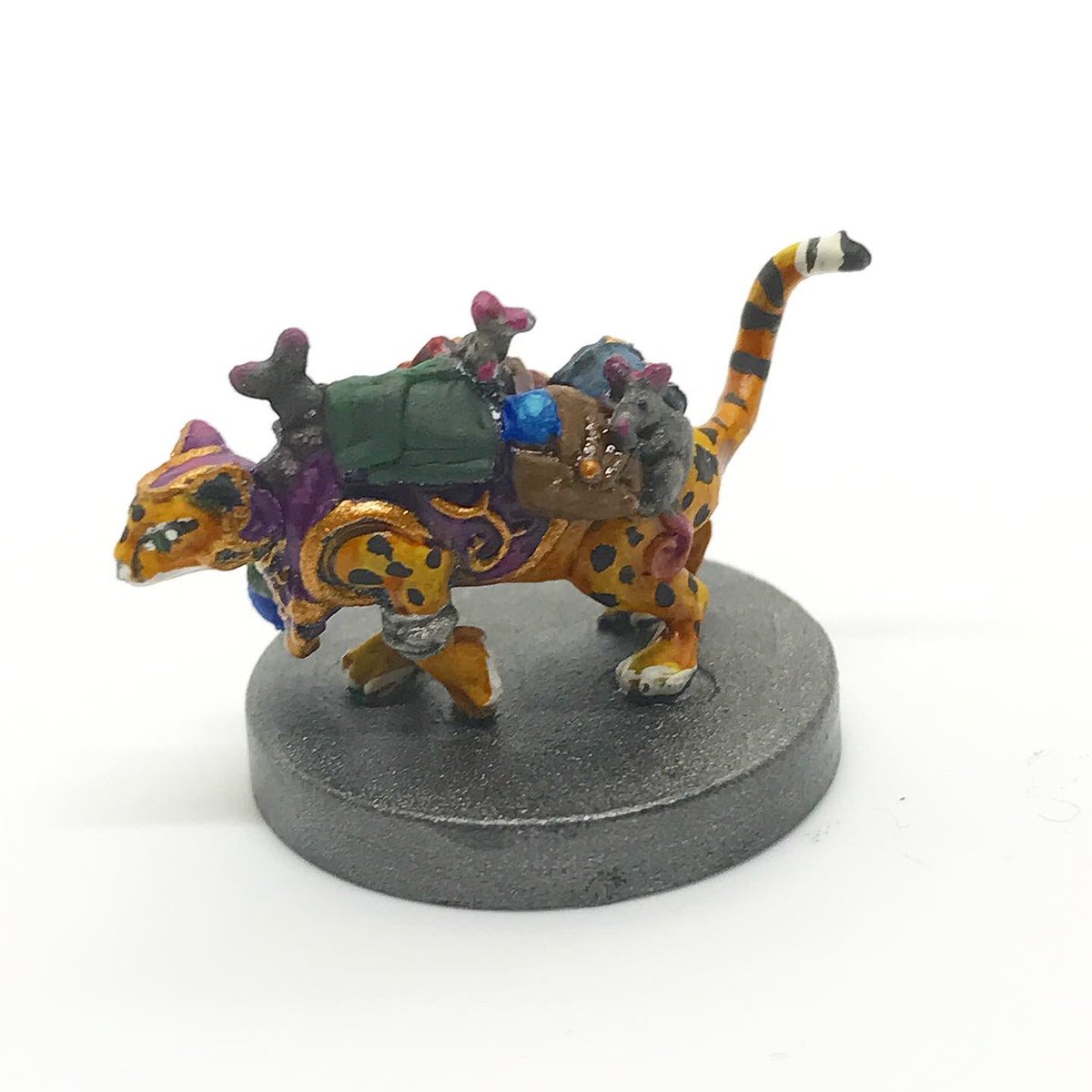 SkyfluArts's tweet photo. Another #dnd cat!
#ttrpg #miniaturepainting https://t.co/QeZx2edLXX