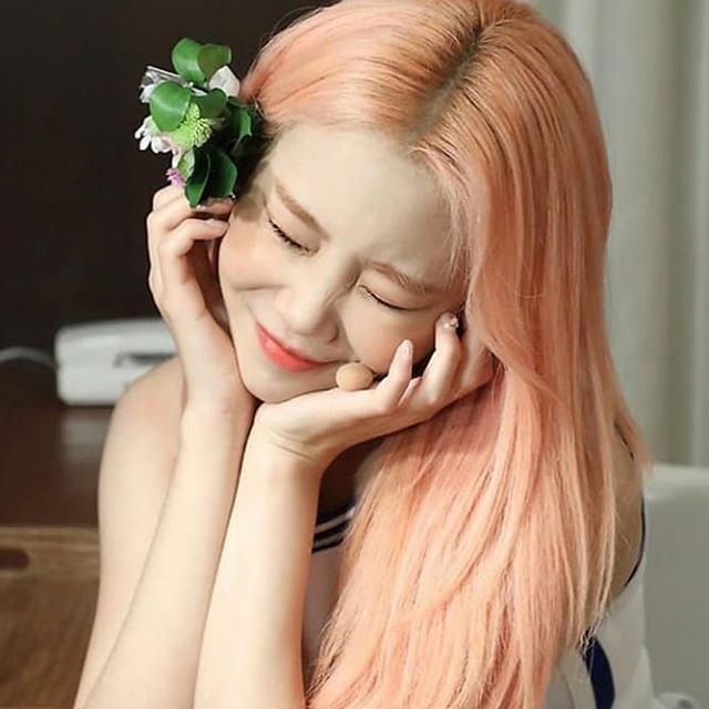 momolandpromo's tweet photo. Happy Birthday to our precious energy Jooe💓💓

#모모랜드 #MOMOLAND
#JOOE #주이 #JooeDay
#주이야_스물세번째_생일축하해 https://t.co/12XDiAjmoF