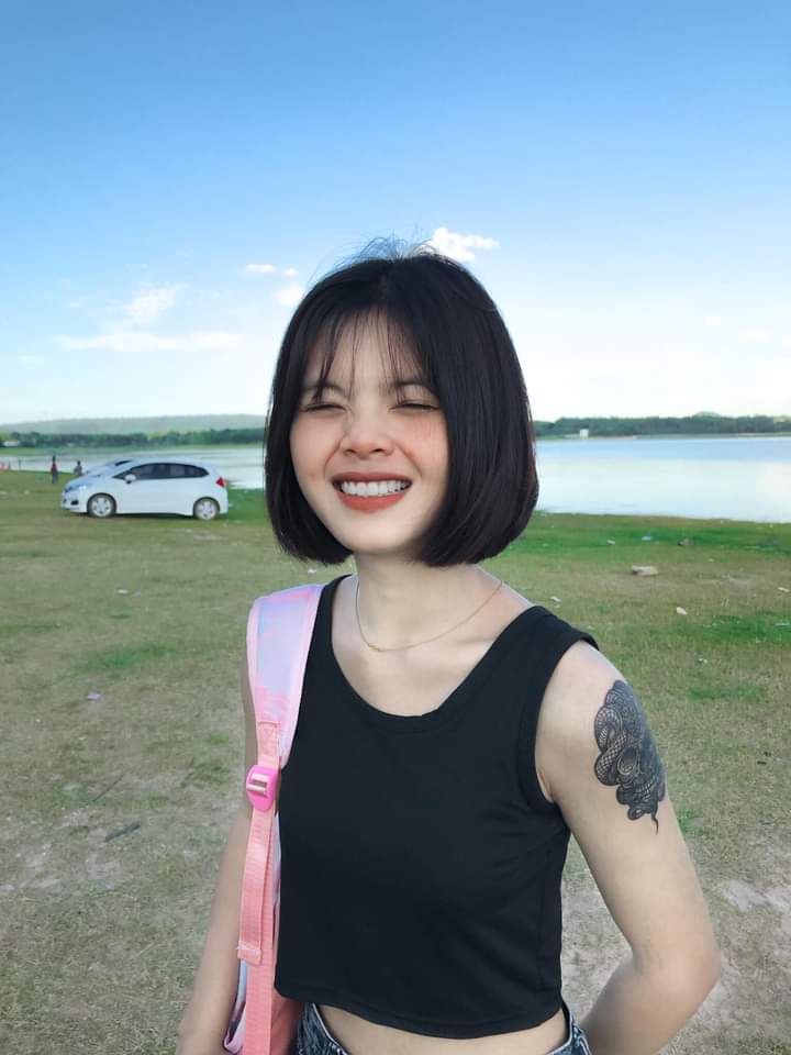 PexPex75553121's tweet photo. ก็ถือกระเป๋าโชว์ไปสิคะ555555 https://t.co/9GZ0apoTvr