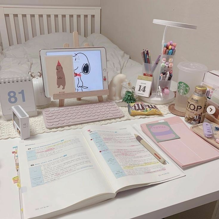 juicystickx's tweet image. hii I'm new to #studytwt here to make new friends and find motivation!

•  call me rin
• physics &amp;amp; chemistry major
• speak arabic, french and english
• '03
• likes: movies / books / music

pls ↺/♡ to be mutuals

©pinterest☁️