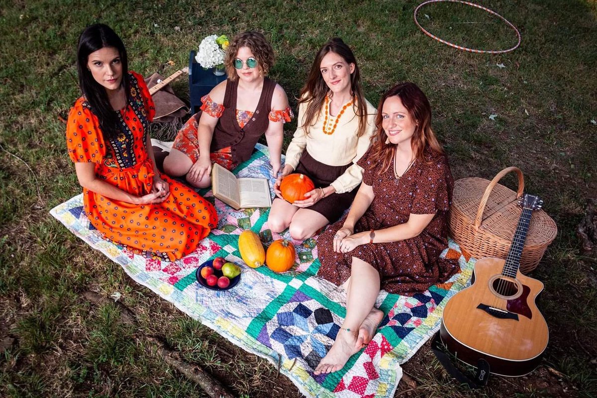 FREE Dandelion Heart concert tonight at the Garden! Gates open at 5, music from 6-8. This is our last summer concert of the year - don’t miss it! #nwark