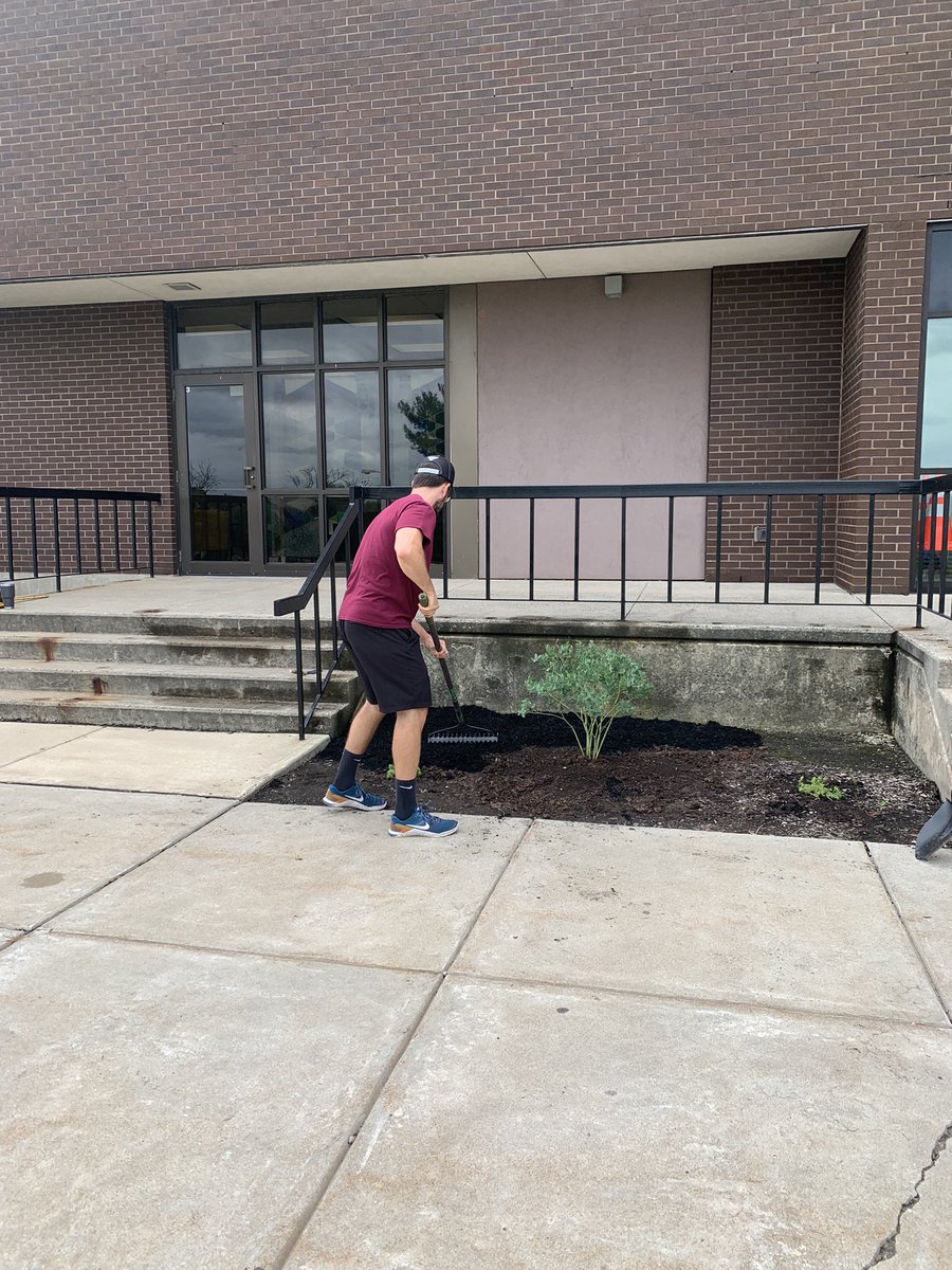 Thank you IC staff for beautifying our front entrance!