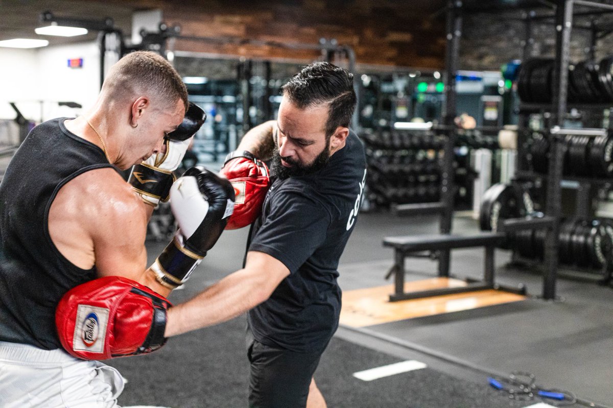 Stormmmatc's tweet photo. Learn how to box like a pro. Storm MMA and Training Center is offering your first week FREE! Call us today to get started!

#personaltraining #boxingclass #boxingtraining #boxinglessons #personaltrainer #stormmmatc #gymmotivation #workoutmotivation #fitnessmotivation #mmaclasses https://t.co/GceixDsmFX