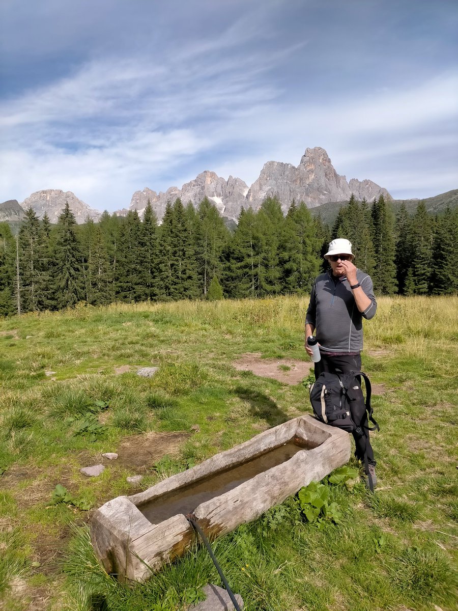 andyblanck1's tweet photo. an interesting excursion with this caveman. Who recognizes him?😎😶
#Colbricon
#minewarfare #BuseDeOro 
#ww1italianfront https://t.co/6eBJalusUU
