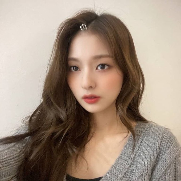 girlgroupspics's tweet photo. fromis_9 ; nagyung https://t.co/1WUy4Jkl9e