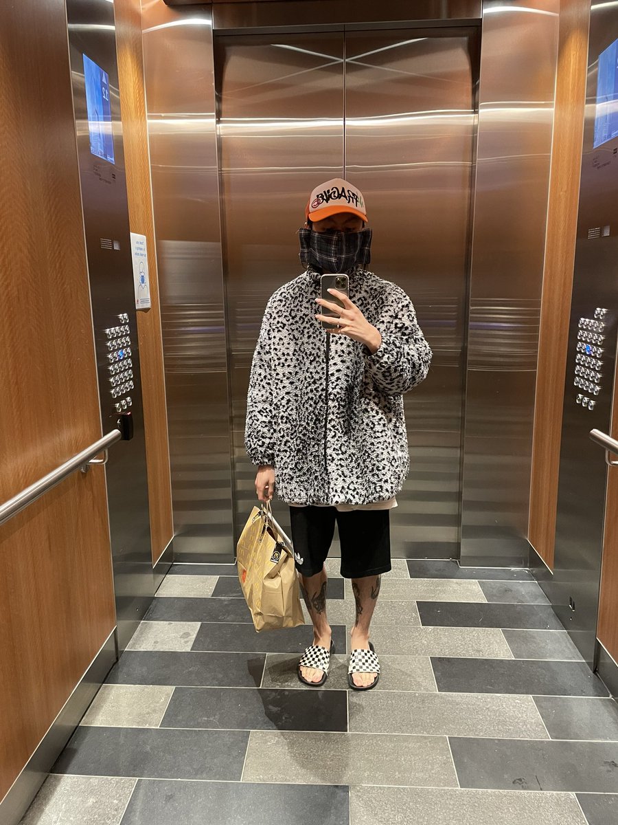 danzodanzo's tweet photo. My photo library lately is just me going to pick up food https://t.co/p5ITyJ6UuD
