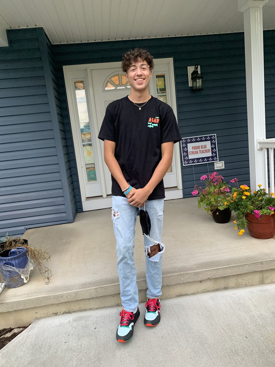 First day of school. Jadon junior year. Don year 7. Me year 25!!!