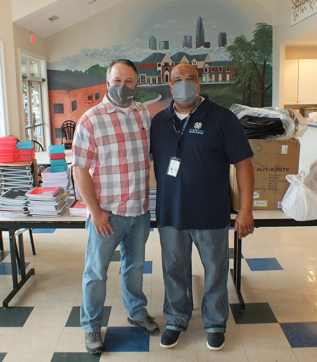 Putting my <a href="/Teamsters/">Teamsters</a> DNA (Dad was local 584) to good use as we deliver school supplies in First Ward. <a href="/CMPD/">CMPD News</a> <a href="/inlivian/">INLIVIAN</a> <a href="/Larken/">Larken Egleston</a> And, another shoutout to <a href="/NATCACharitable/">NATCACharitable</a> for assisting the effort.