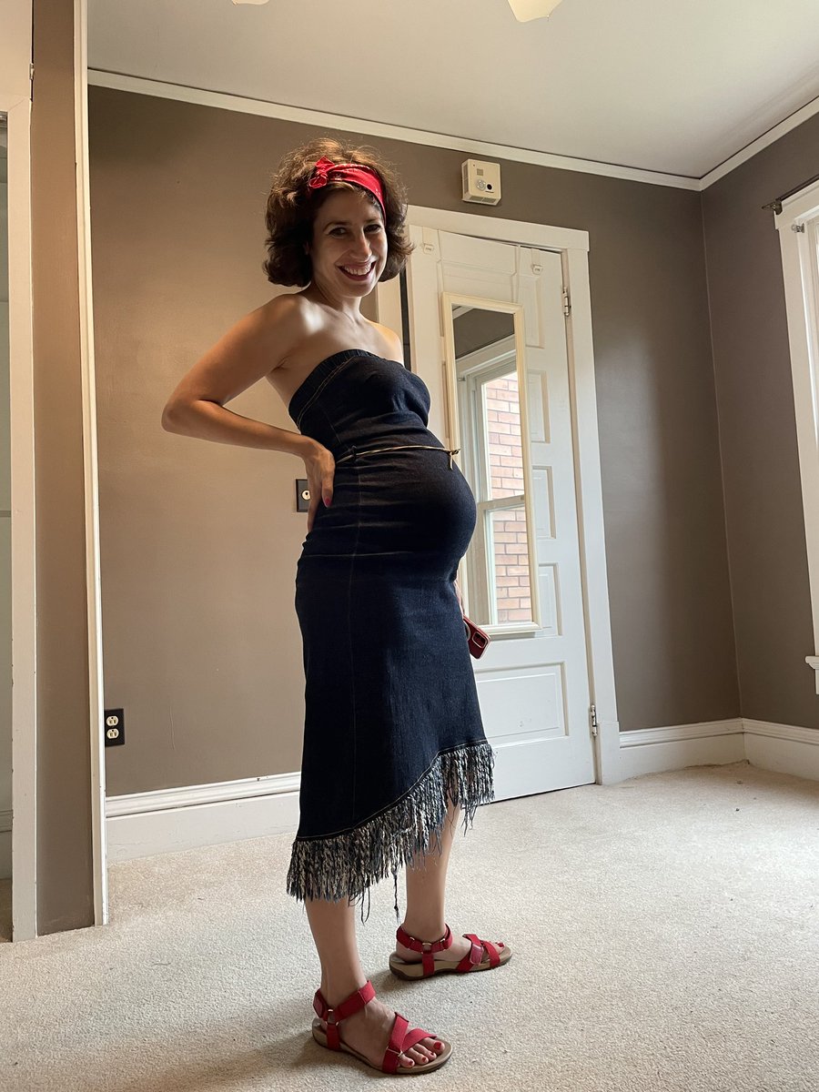 Ok, we were already twinning on Pete look-alikes and Puggles and old Midwest old houses with wood trim. Now we are ALL having babies too? <a href="/PeteButtigieg/">Pete Buttigieg</a>  and <a href="/Chasten/">Chasten Glezman Buttigieg</a> when are we going to hang out and accept <a href="/JaradB/">Jarad Bernstein</a> and I are totally your Iowa people. (Congrats on your news!)