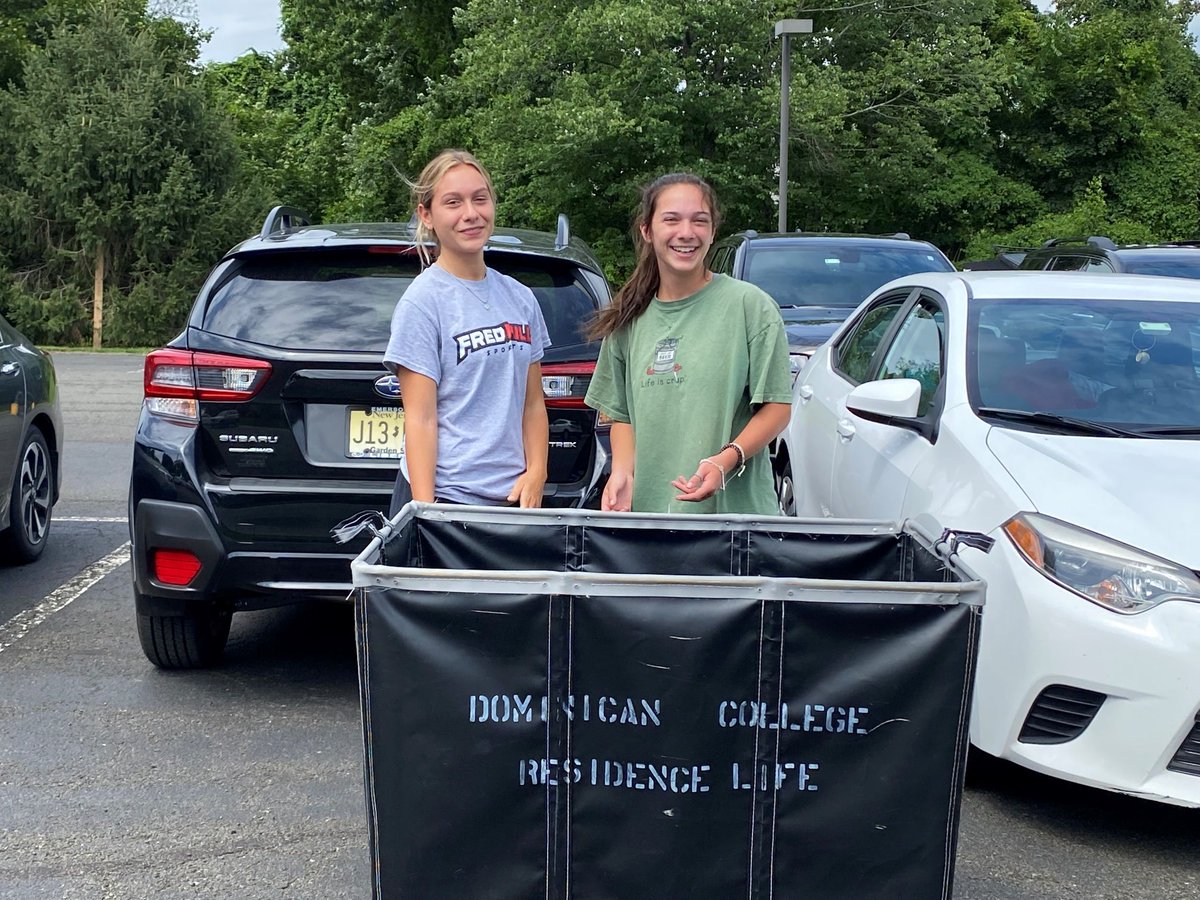 DominicanOburg's tweet photo. Welcome back to our @ChargersofDC athletes!  The athletes began arriving on campus today and it's great to see them again.  We're looking forward to a winning season.  #GoChargers #ChargerPride https://t.co/zskltOgdjh