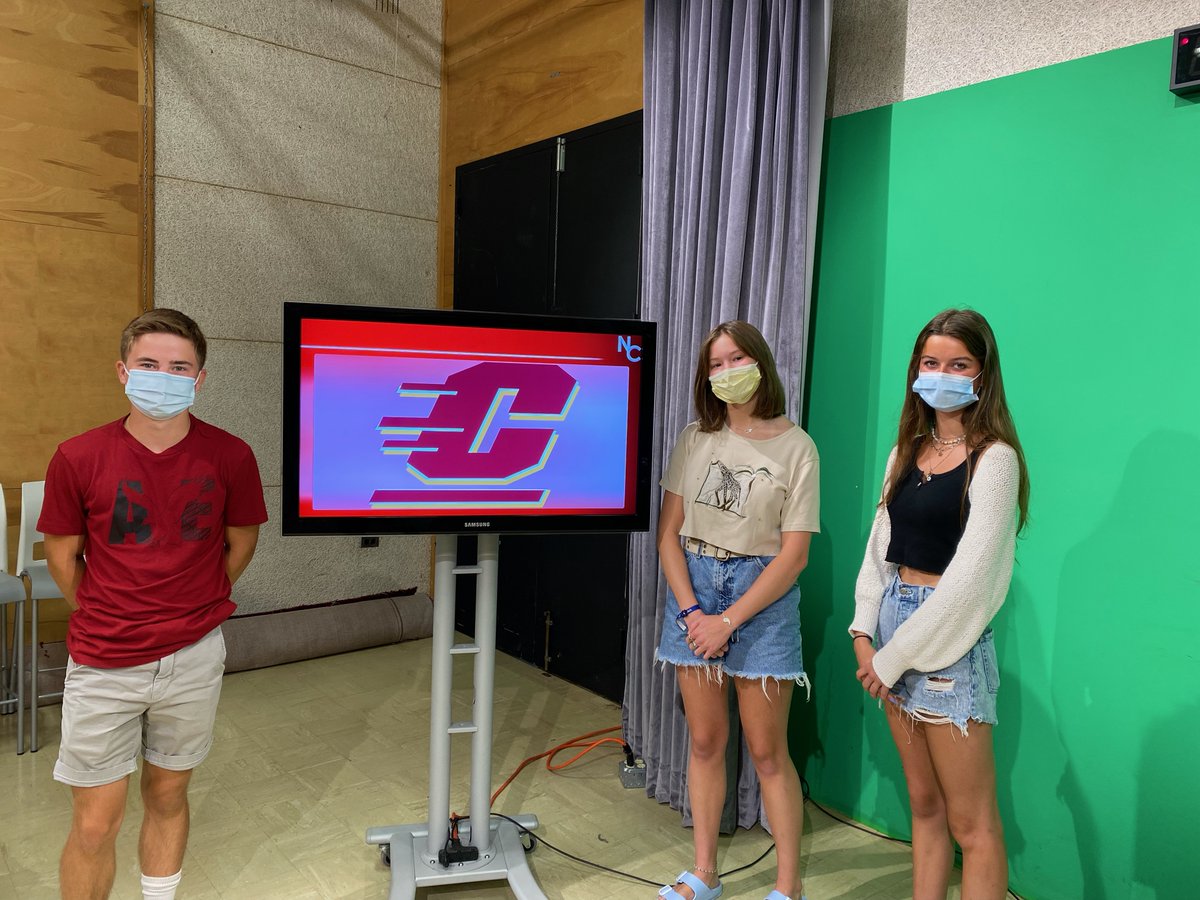 CMUSchoolofBCA's tweet photo. BCA welcomes future CMU Chippewas during CAM Discovery Days!  We look forward to seeing you around Moore Hall in the Fall 2022. https://t.co/Vn9j70JQY1