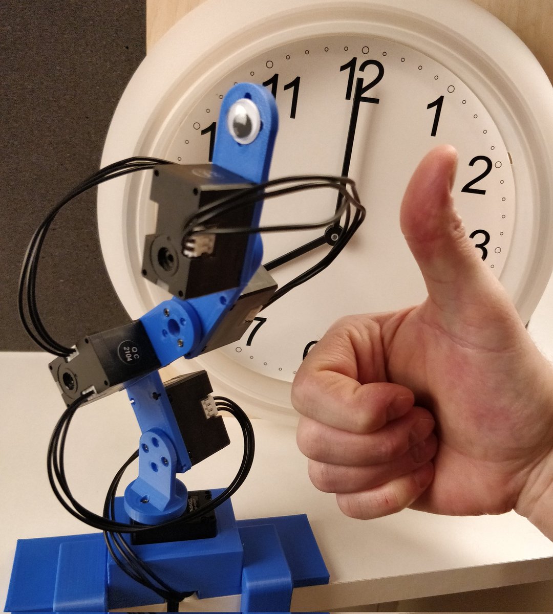 devdrik's tweet image. 