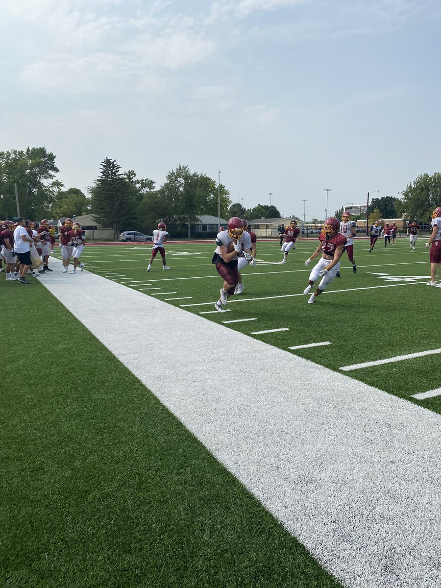 Northern State Football🐺 🏈 tweet media