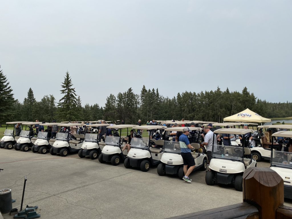 NutrisourceInc's tweet image. It was great to get together and enjoy a day of golf with our central Alberta customers and many thanks to our suppliers for helping us put on this event each year!  🐄🏌️‍♂️