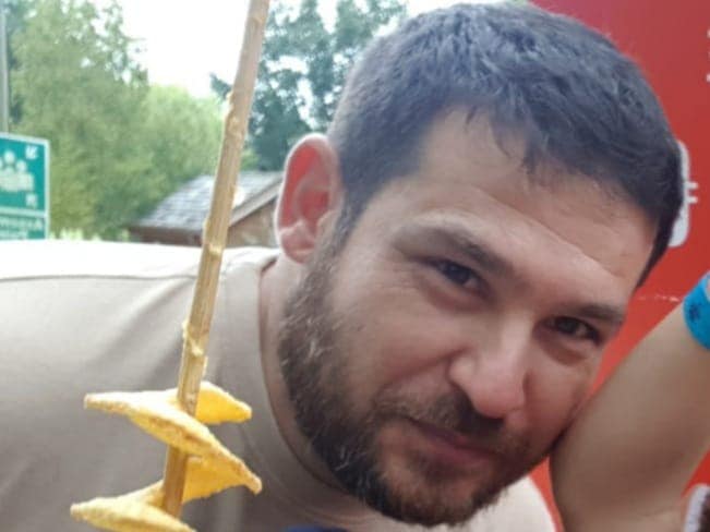 QuinsCC's tweet photo. *URGENT* Please rt. Our member Chris De Jager is missing and we are worried about him. He is driving a Seat car similar to the photo here reg number 12D18616. Last seen today near Coachford Please contact the Macroom Garda Station on 02620590 if you have seen him @cricketireland https://t.co/oZKh9kSvk8