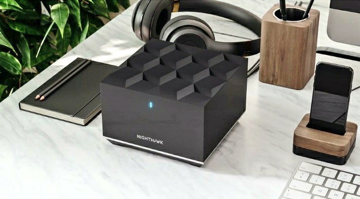 NetgearUS's tweet image. Nighthawk Mesh Wifi 6 Router MR60 losing connection to 2.4 devices?
Contact support for troubleshooting. 
#netgear #netgearsupport