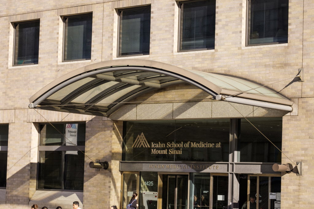 IcahnMountSinai's tweet photo. The registration deadline for @GradSchoolSinai's #SINAI4US has been extended to Tuesday, August 31 at 5pm ET! Don’t delay: https://t.co/b5jaCOuVwx https://t.co/5f6ucgKjxe