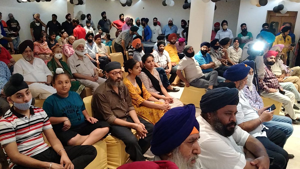 ParamjitSSarna's tweet photo. Today, attended Sangat Darshan sabha organized in the support of @INDERPR39030895, ward 18, Rajouri Garden. 

#SangatDarshan #sadd #Gursikh #DelhiSikh #SikhCommunity #SikhWorld #sikhissues #dsgmcElection #dsgmcelectioninaugust2021 #dsgmc_elections #dsgmcelections https://t.co/nntMXyjmLj