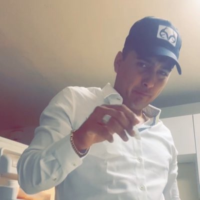 agricultorpapi's tweet photo. I should be your dad  #NewProfilePic https://t.co/lwZM2ZjbRx