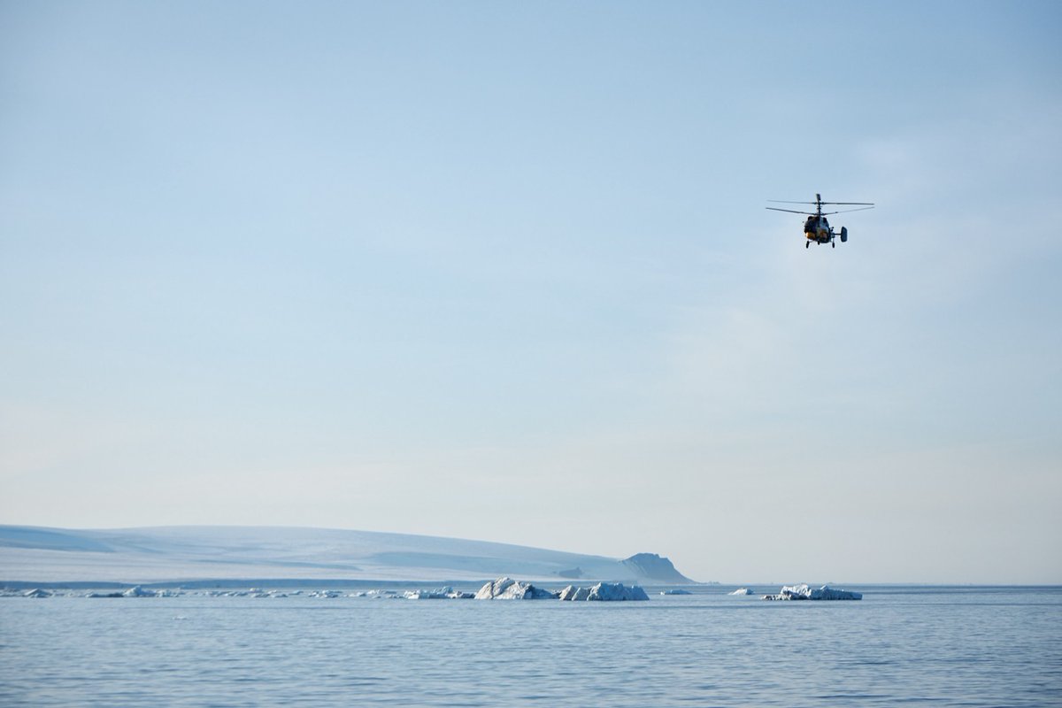 loic_pellissier's tweet photo. The #ArcticCentury expedition continues with some exploratory freshwater #eDNA sampling on Graham Bell island. https://t.co/v00AEVB5Kd