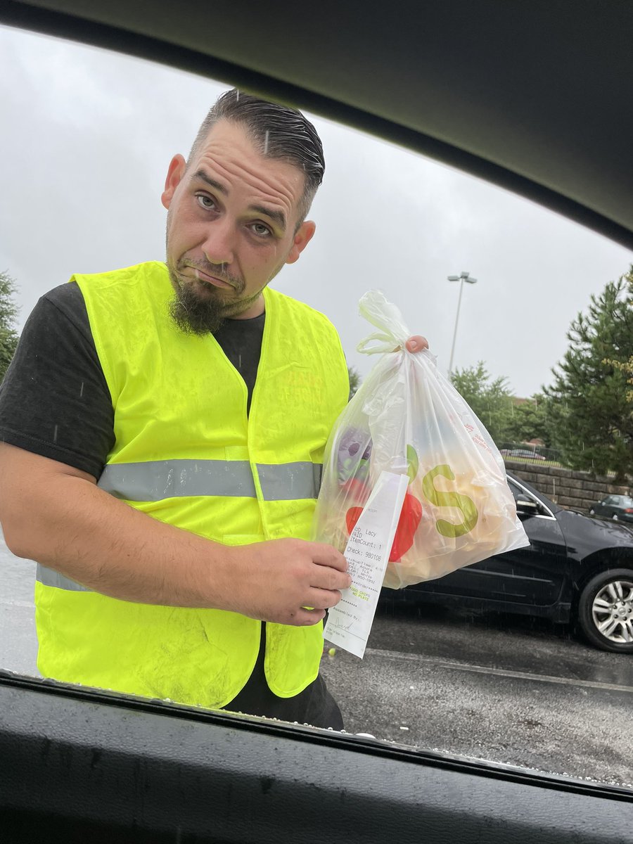 Rob Lacy (@roblacybc) on Twitter photo The Chiliās Team at Lenoir City are delivering on their promise of curbside ToGo rain or shine! #CurbsideForAll @chilis <a href="/TheChad_Chilis/">Chad Collins</a> The Chiliās Team at Lenoir City are delivering on their promise of curbside ToGo rain or shine! #CurbsideForAll @chilis <a href="/TheChad_Chilis/">Chad Collins</a>