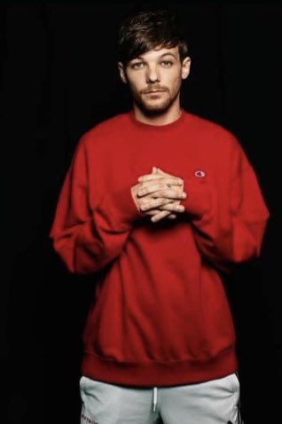 HyLSpain's tweet photo. 🔙 | Louis hace 4 años https://t.co/qy4I2ptvRQ