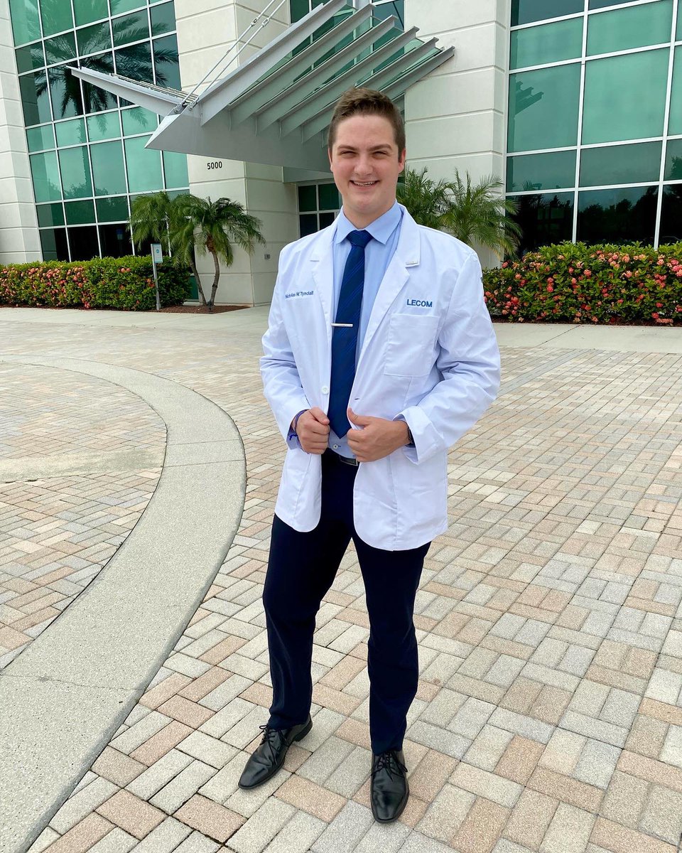 nickt0630's tweet photo. “Doctor Tyndall loading…”👨‍⚕️#WhiteCoatCeremony #MS2 #USAF https://t.co/wQk5U879T9