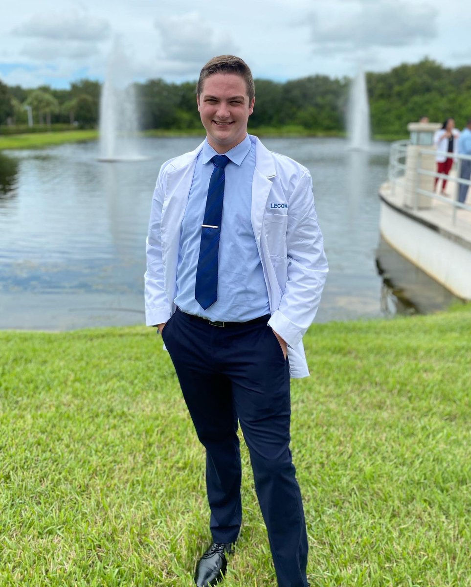 nickt0630's tweet photo. “Doctor Tyndall loading…”👨‍⚕️#WhiteCoatCeremony #MS2 #USAF https://t.co/wQk5U879T9