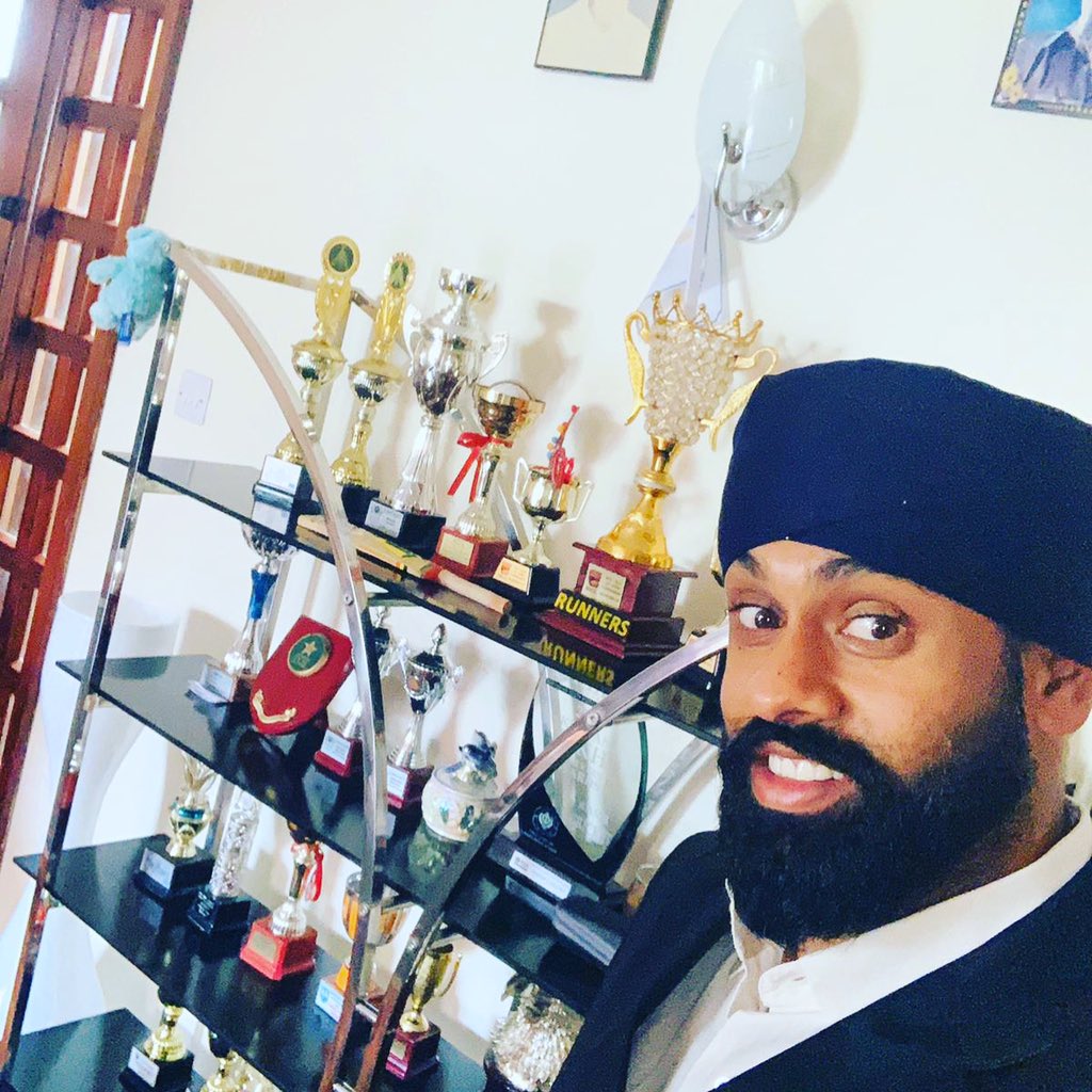 g_singhofficial's tweet photo. I know I’m on the right path because things stopped being easy. Don’t tell people about your plans. Show them your results.
#GAGANDEEPSINGHOFFICIAL #crickets #kenyacricket  #likeandfollow #liketofollow #europe #gagandeepsingh #GS07 #GS32 #brand #worldwide #worldwidebrand #world https://t.co/LYhBr3jgRM