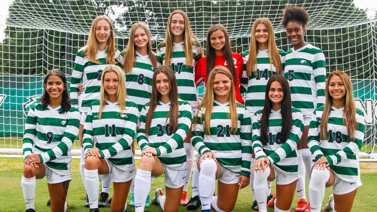 RiverHawksWSoc's tweet photo. 📸 day! https://t.co/UDq5WsdwCW