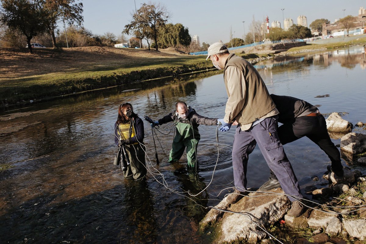 NUEVA REGATA POR EL CUIDADO DEL RÍO SUQUÍA 

El día de hoy se llevó adelante la 2da. Regata de Medición de Calidad y Cantidad de Agua del Río Suquía, organizada por la comisión de trabajo interjurisdiccional del río y la participación del <a href="/IpaMuniCba/">IPA</a>