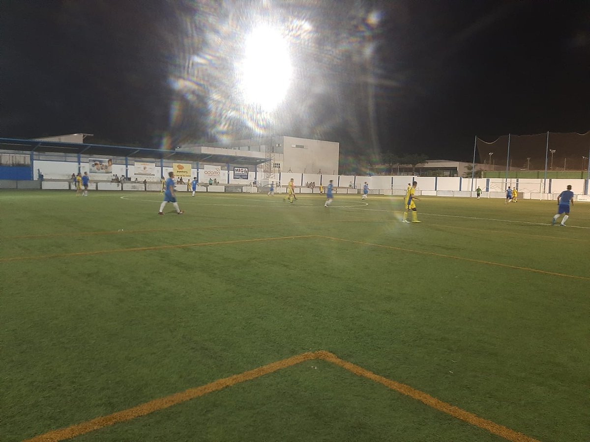 CD Aznalcóllar FB (@aznalcollarcd) on Twitter photo 🔚 Final en Tablantes.
<a href="/Espartinascf/">Espartinas c.f</a> 2-1 <a href="/AznalcollarCd/">CD Aznalcóllar FB</a>
Agradecemos el exquisito trato de nuestros vecinos y le deseamos lo mejor en el campeonato.
#PorLoQueSomos 🔚 Final en Tablantes.
<a href="/Espartinascf/">Espartinas c.f</a> 2-1 <a href="/AznalcollarCd/">CD Aznalcóllar FB</a>
Agradecemos el exquisito trato de nuestros vecinos y le deseamos lo mejor en el campeonato.
#PorLoQueSomos