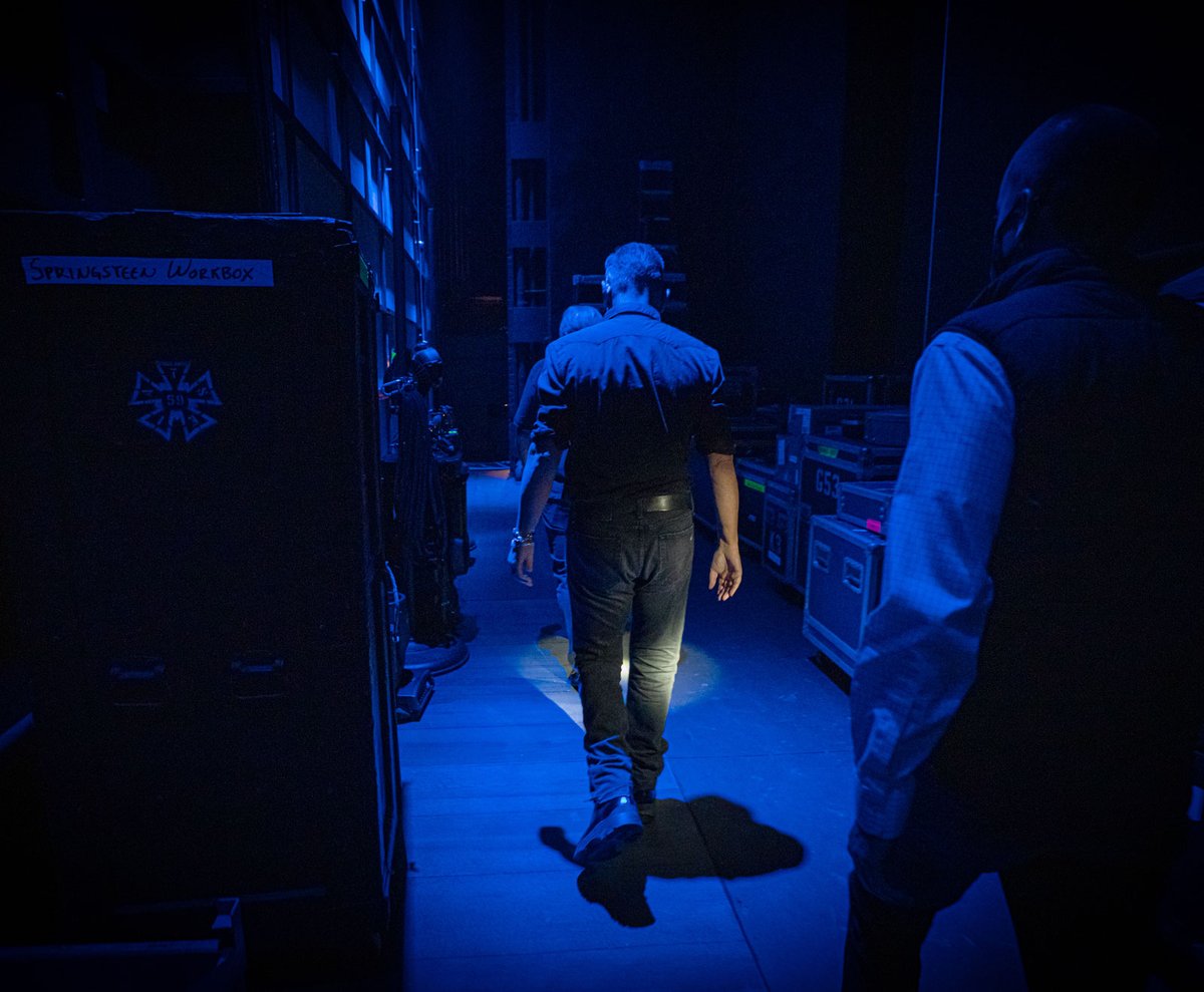 backstreetsmag's tweet photo. Tonight: after a month-long break, @Springsteen returns to the St. James Theatre stage tonight to resume #SpringsteenBroadway, with 14 performances remaining in the 2021 run. Photograph by Rob DeMartin. #Springsteen https://t.co/wQ7cQtA56J