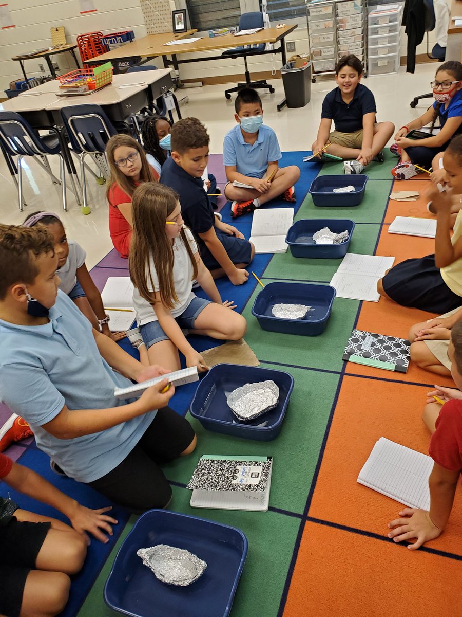 Mrs. Mook tweet media