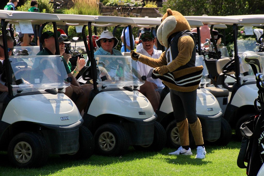 HMPioneerFootball tweet media